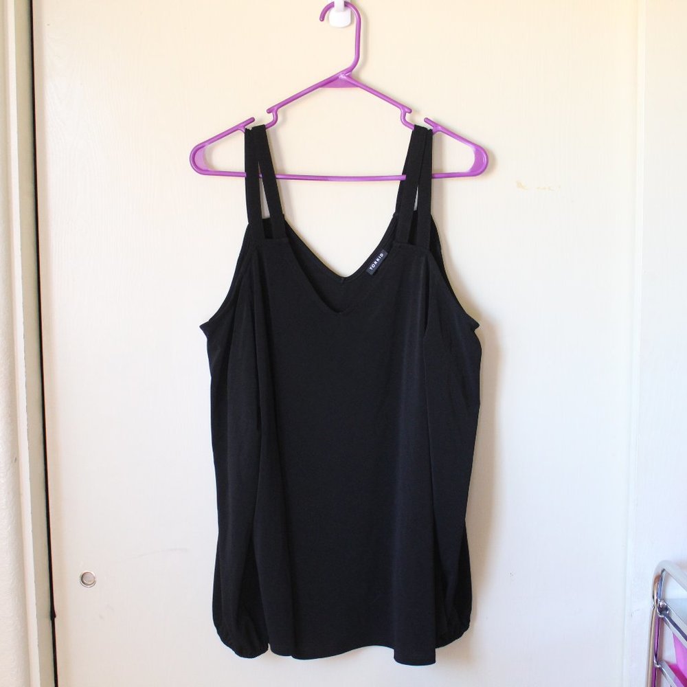 TORRID BLACK CREPE BALLOON SLEEVE COLD SHOULDER BLOUSE - Picture 5 of 7